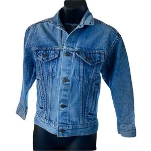 Levi’s vintage trucker jacket. Size small.